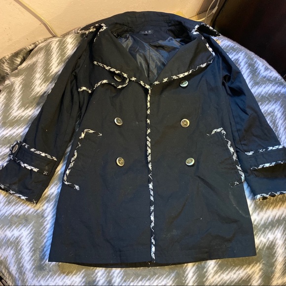 Trench Coat - Picture 1 of 2
